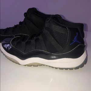 Jordan 11 retro space jams